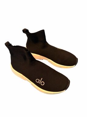 Alo Yoga Women's Size 9 Classic Black Velocity Knit Performance Sock Sneaker